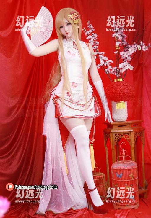 添点儿趣味：Potato Godzilla与桃子兔女郎的写真大胆尝试，jpg格式的颠覆！